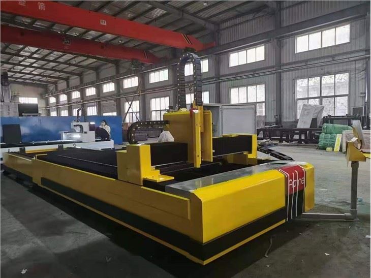 MÁY CẮT LASER SỢI TẤM KIM LOẠI MỞ BẢNG CÔNG VIỆC ĐÔI LOẠI